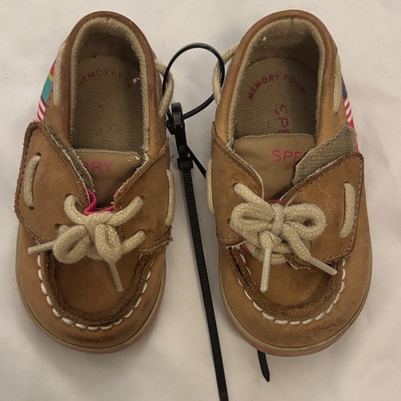 Sperry Other - Sperry Kids Tan Leather Moccasins with Cream Rope Laces